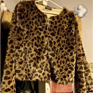 Women’s Leopard Print jacket…XL..but fits like a L